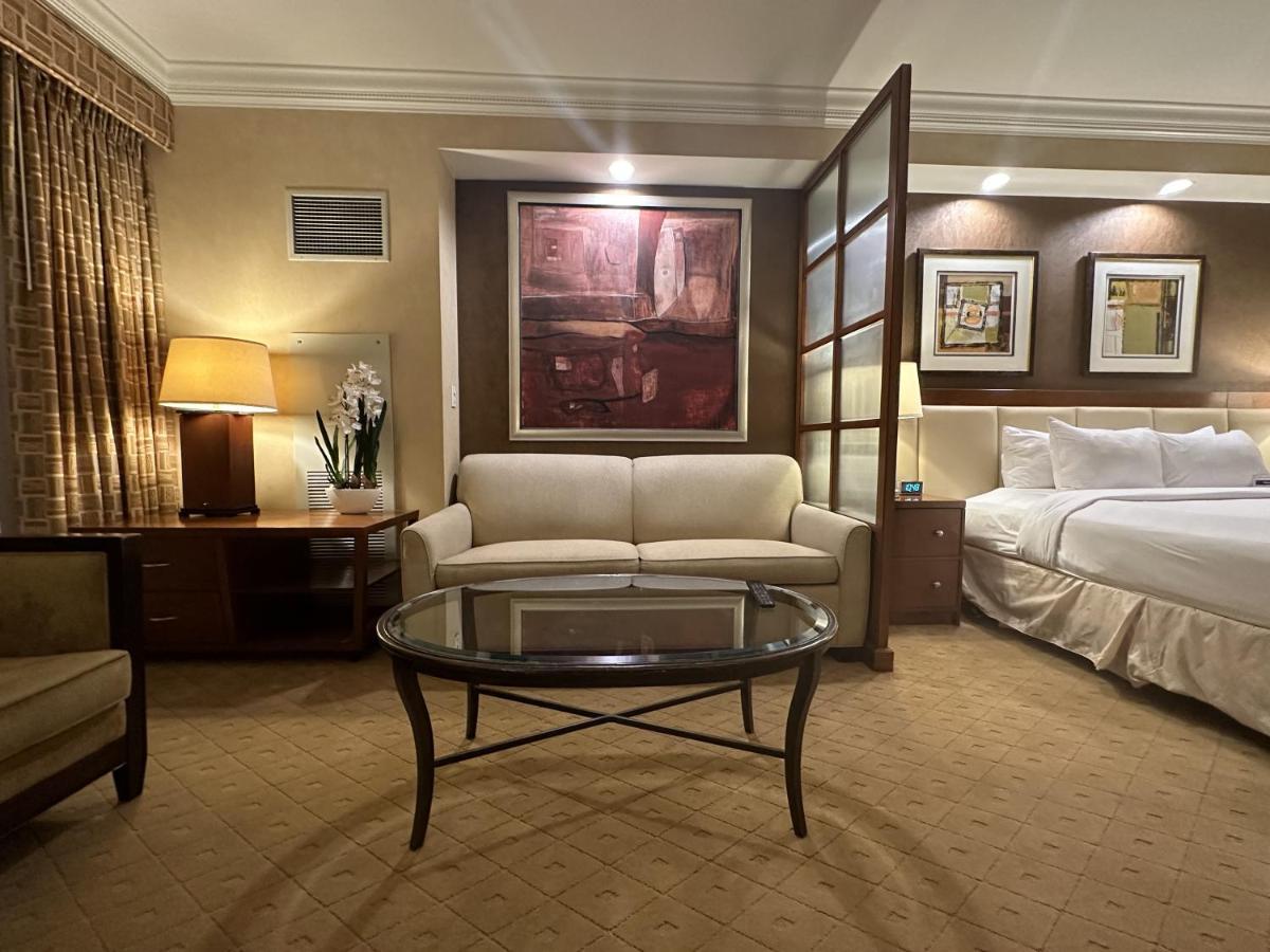 Mgm Signature Deluxe Balcony Strip View Suite ラスベガス エクステリア 写真